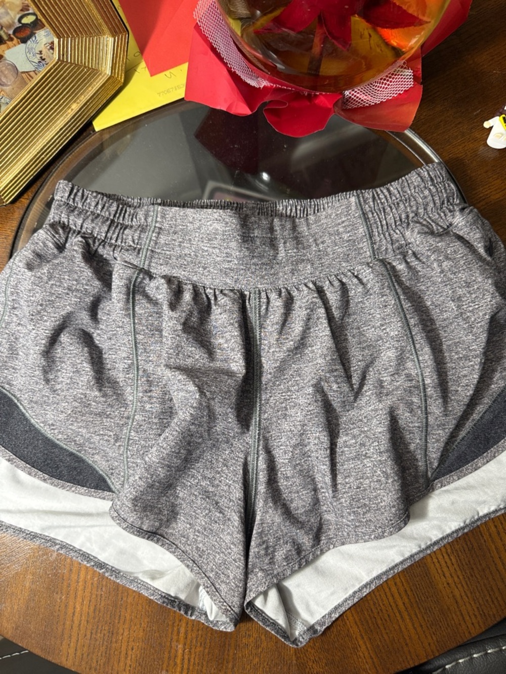 Lululemon Hotty Hot Short II *2.5"